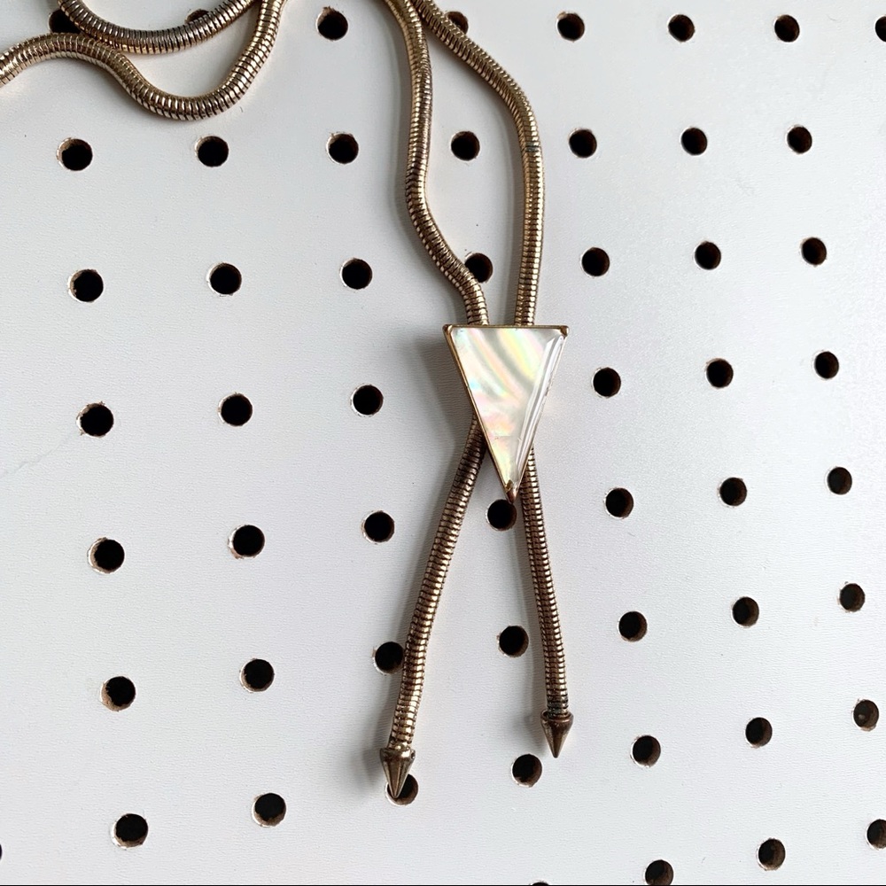 STEVE MADDEN Lariat mother of pearl boho necklace